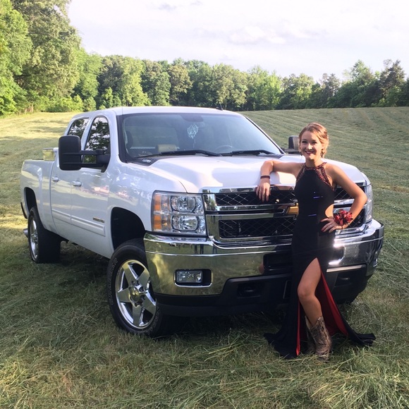 Merle Norman Prom Dress - Picture 3 of 3